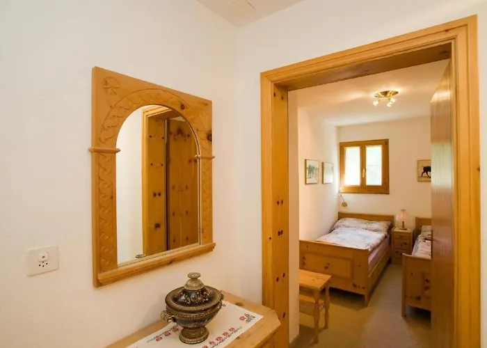 Chesa Aquileja Trueb By Interhome Daire Pontresina